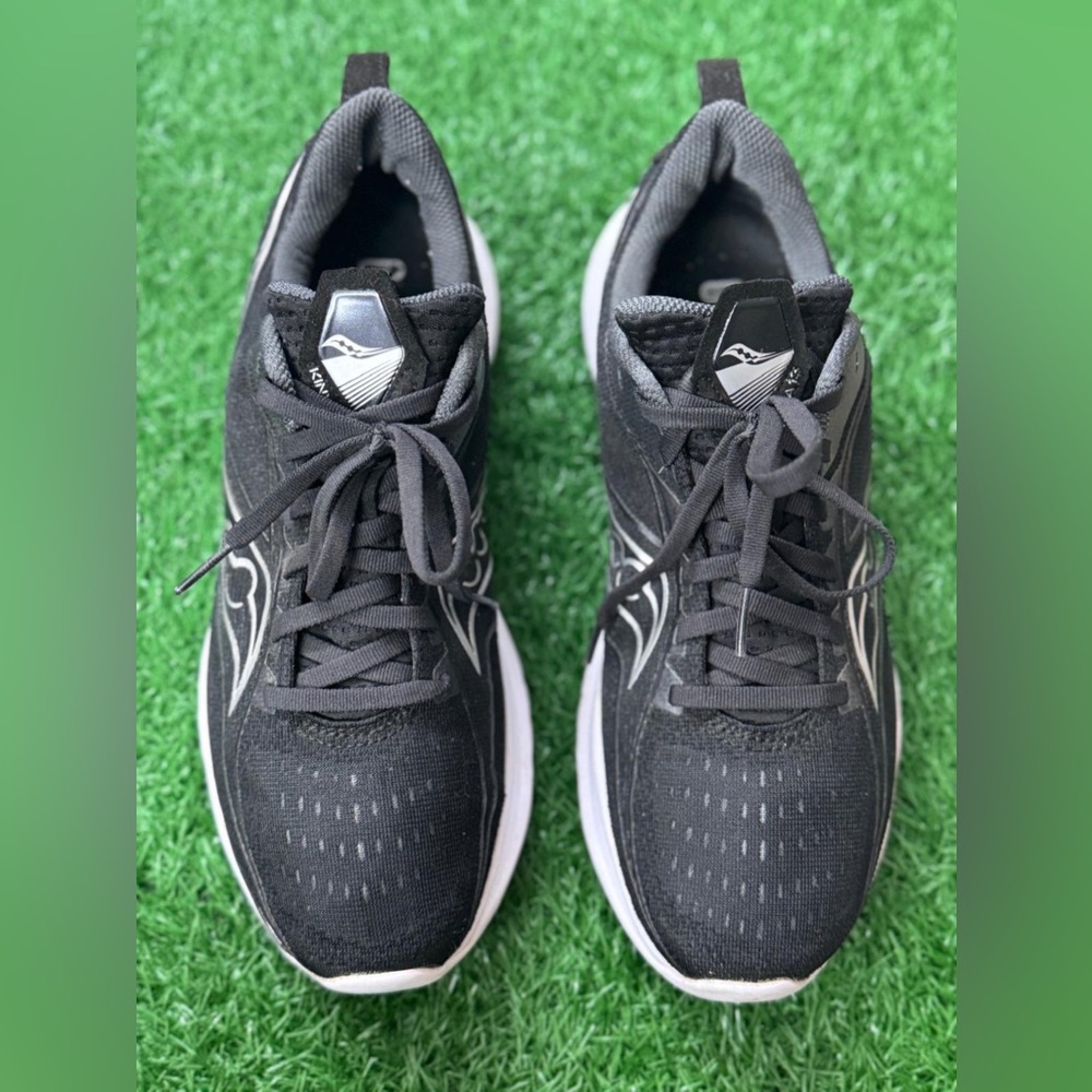 Saucony Men’s Charcoal Athletic Sneakers Size 9